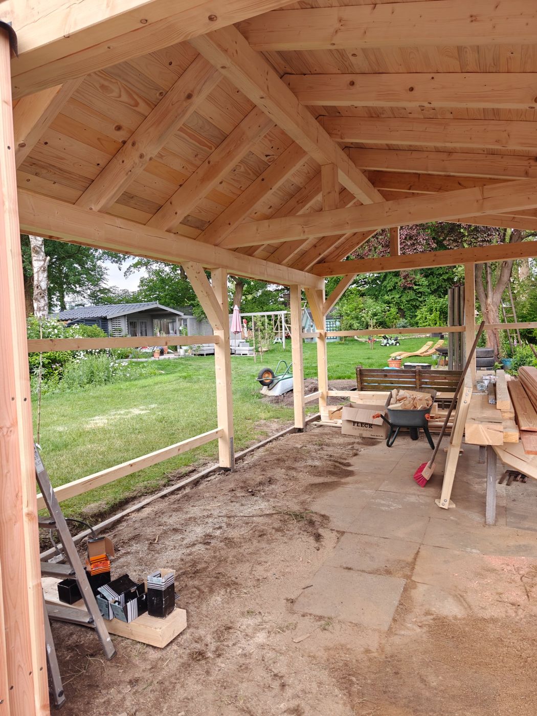 Pavillon innen
